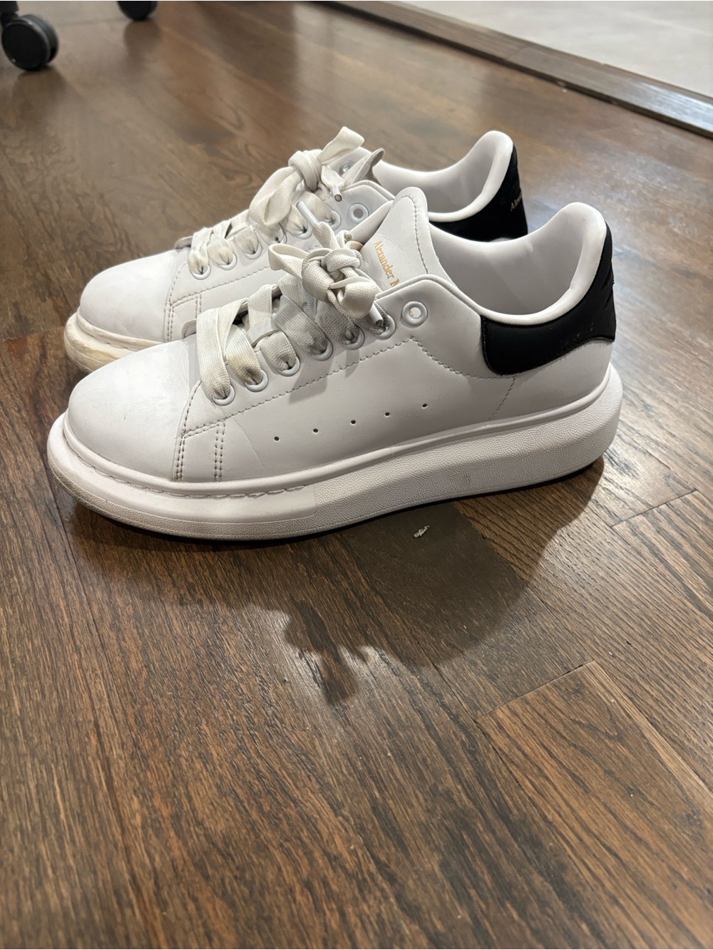 FauxAlexanderMcqueen White Platform Sneakers